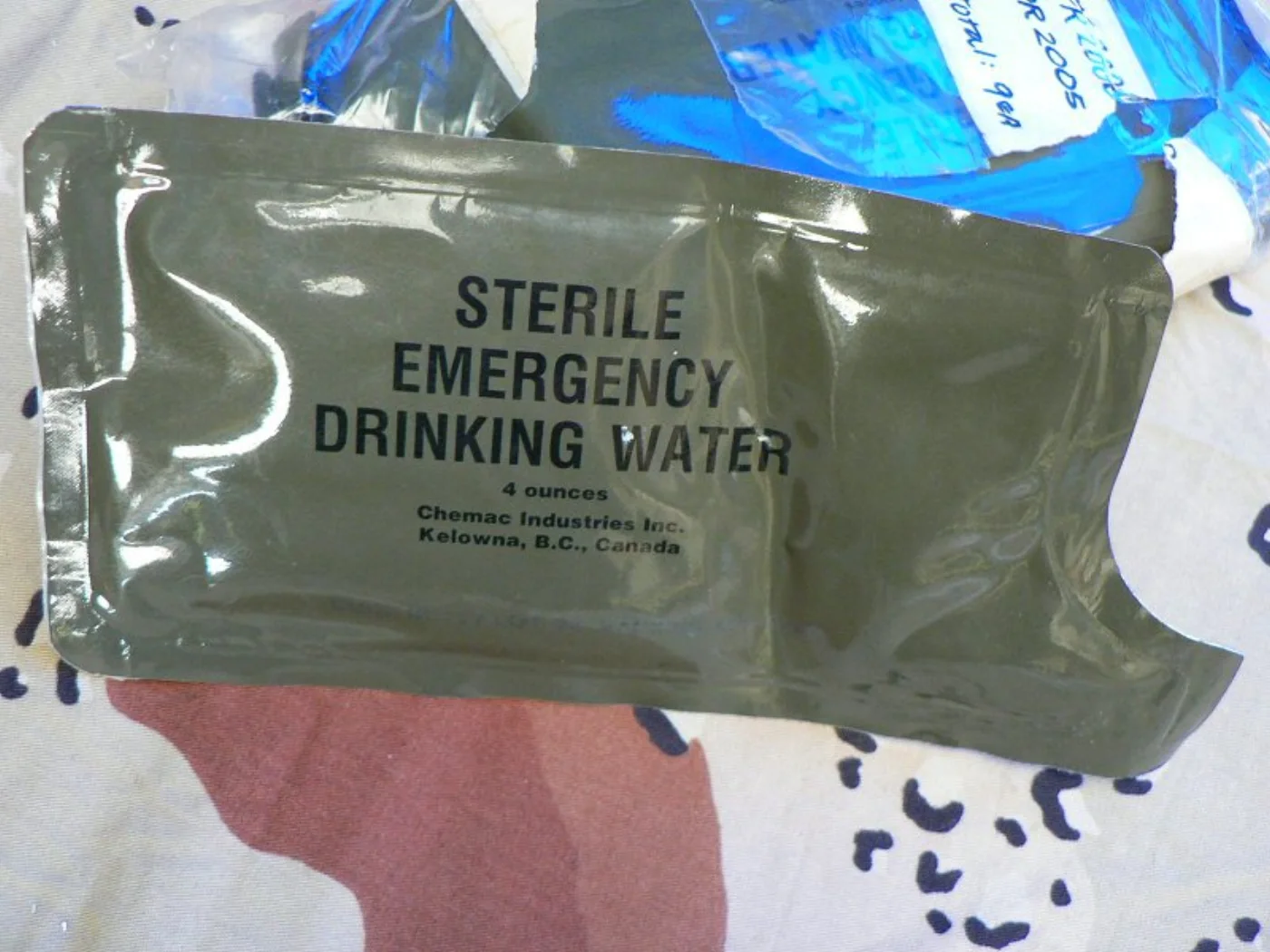 ミリタリーショップ 南国百貨店.COM|沖縄 非常用 飲み水 STERILE EMERGENSY DRINKING WA 記録写真4