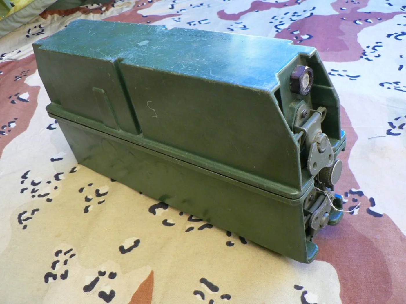 ミリタリーショップ 南国百貨店.COM|沖縄 PRC-104 バッテリーケース CASE BATTERY ASSEMBL 記録写真2