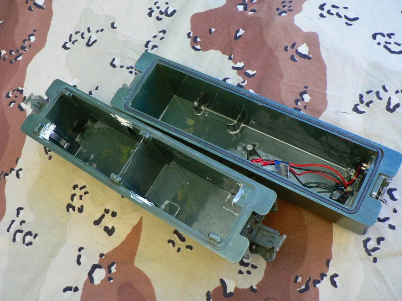 ミリタリーショップ 南国百貨店.COM|沖縄 PRC-104 バッテリーケース CASE BATTERY ASSEMBL 記録写真8