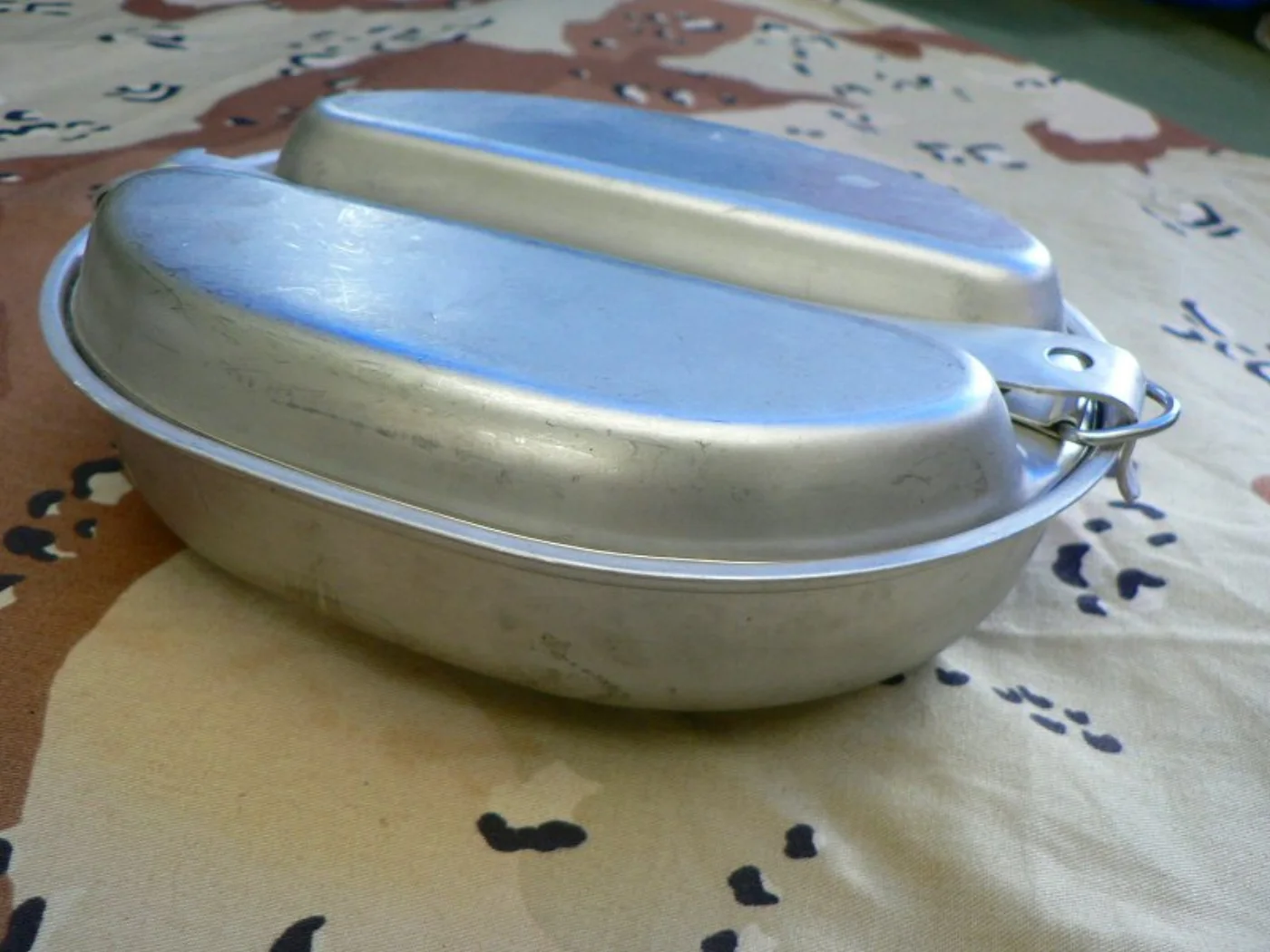 ミリタリーショップ 南国百貨店.COM|沖縄 メスキットパン 1966 [B-594] - メスキットパン 1966米軍 記録写真3