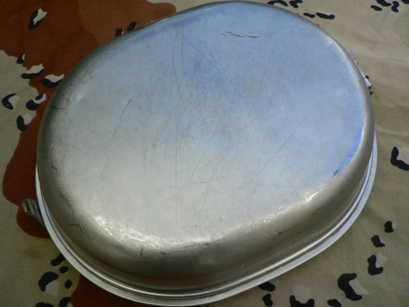 ミリタリーショップ 南国百貨店.COM|沖縄 メスキットパン 1967 [B-596] - メスキットパン 1967米軍 記録写真5