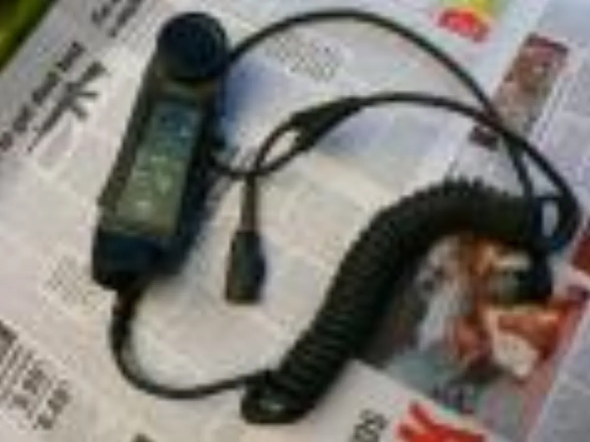 ミリタリーショップ 南国百貨店.COM|沖縄 PRC-119 ハンドセット [C-529] - 米軍放出品・軍用無線機用 記録写真1