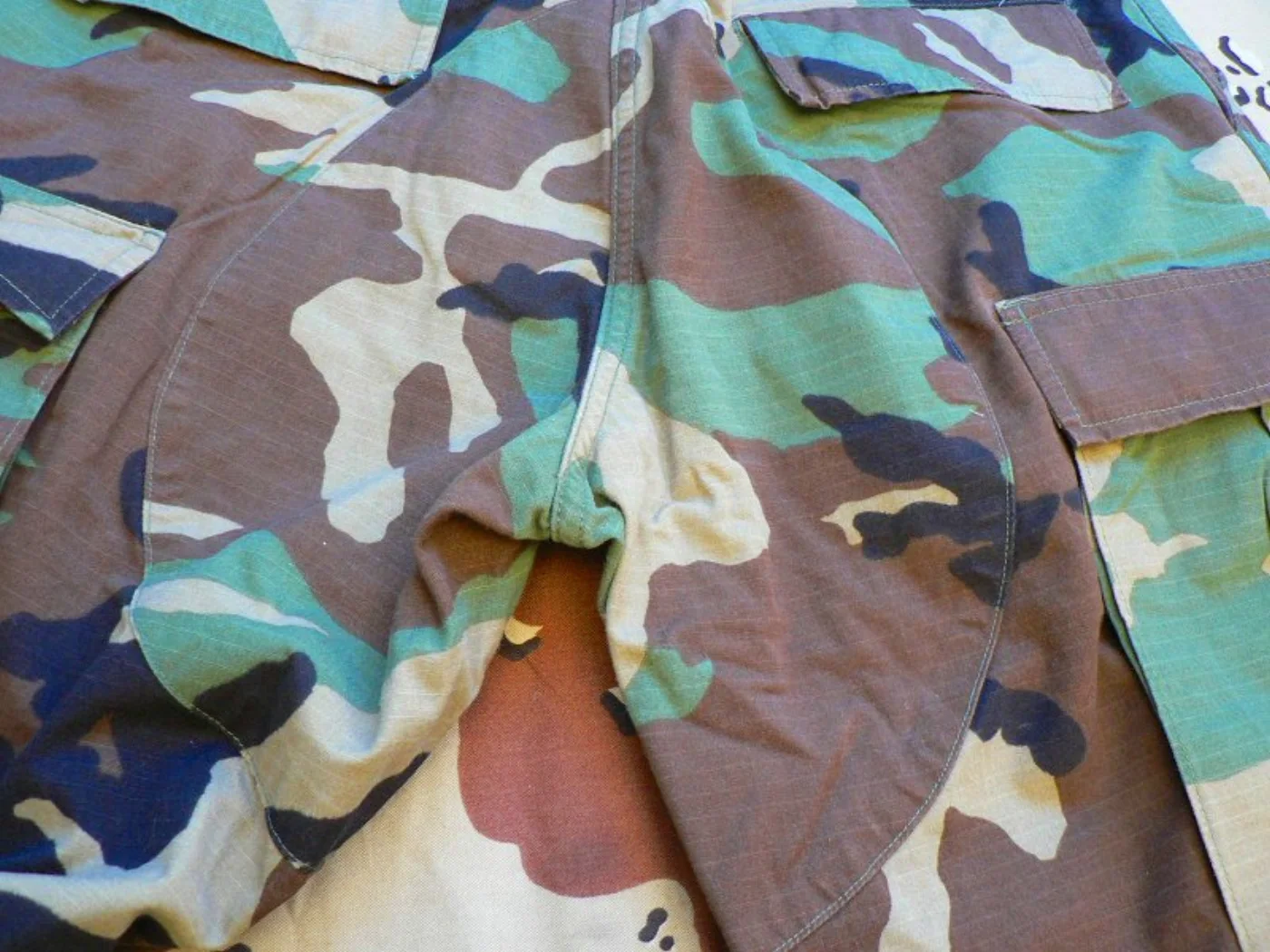 ミリタリーショップ 南国百貨店.COM|沖縄 迷彩パンツ M-R [Z-806] - 迷彩パンツ M-R米軍放出品Non 記録写真6