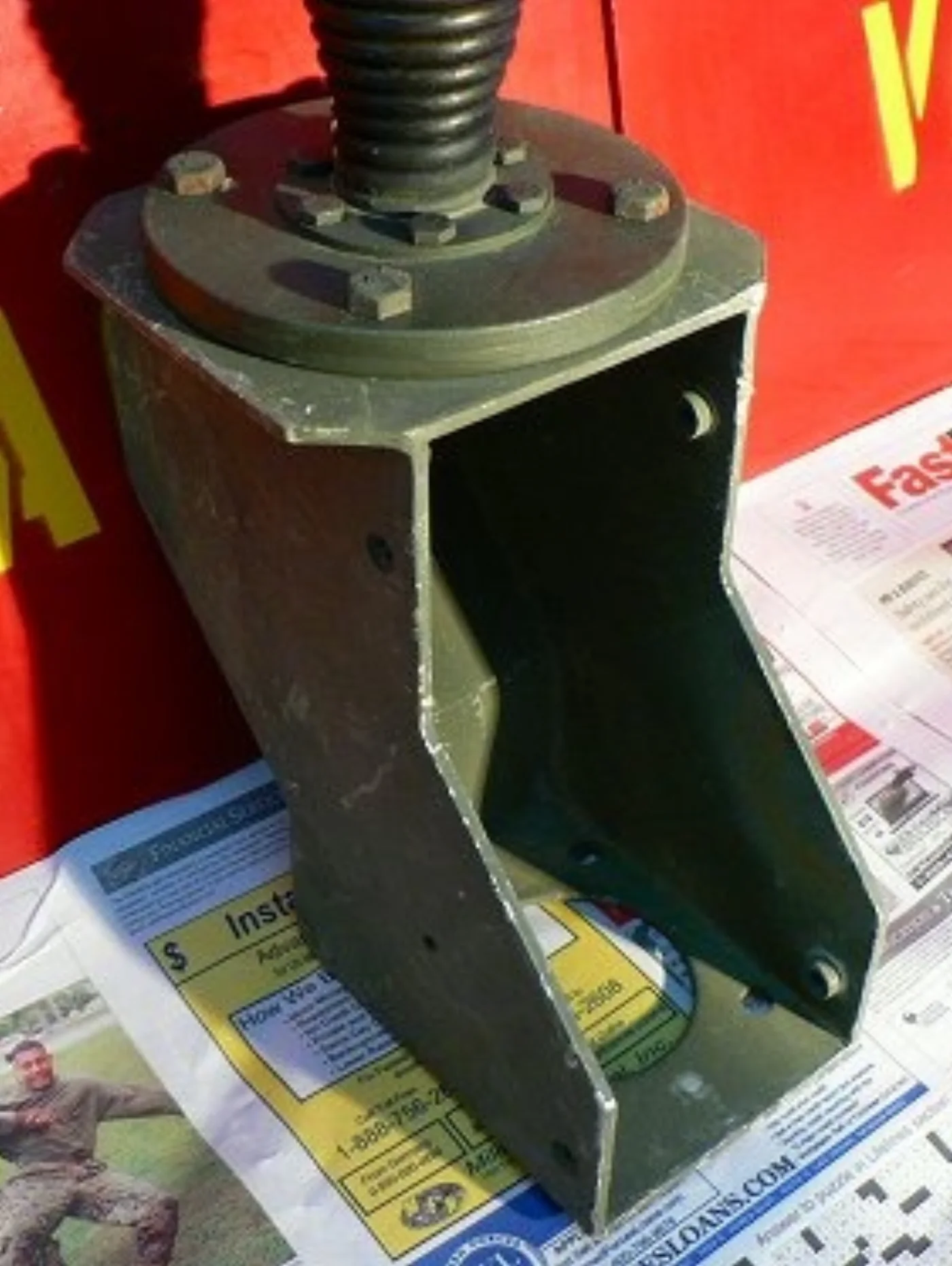 ミリタリーショップ 南国百貨店.COM|沖縄 ハマー用軍用無線機アンテナ 台座付き [B-405] - 米軍放出品・軍用 記録写真3