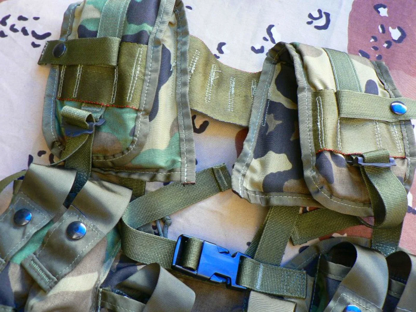 ミリタリーショップ 南国百貨店.COM|沖縄 VEST GRENADE CARRIER 40MM 新品 レアモノ [L- 記録写真5