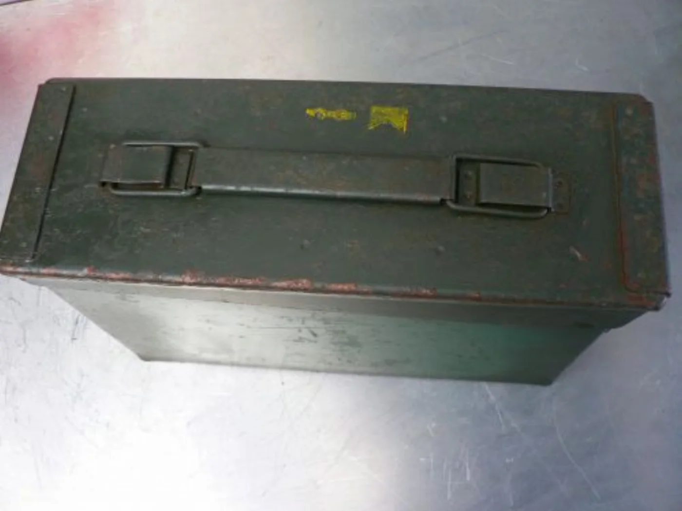 ミリタリーショップ 南国百貨店.COM|沖縄 アーモボックス 完全防水ケース 27.5x9.5x18cm [B-385] 記録写真3