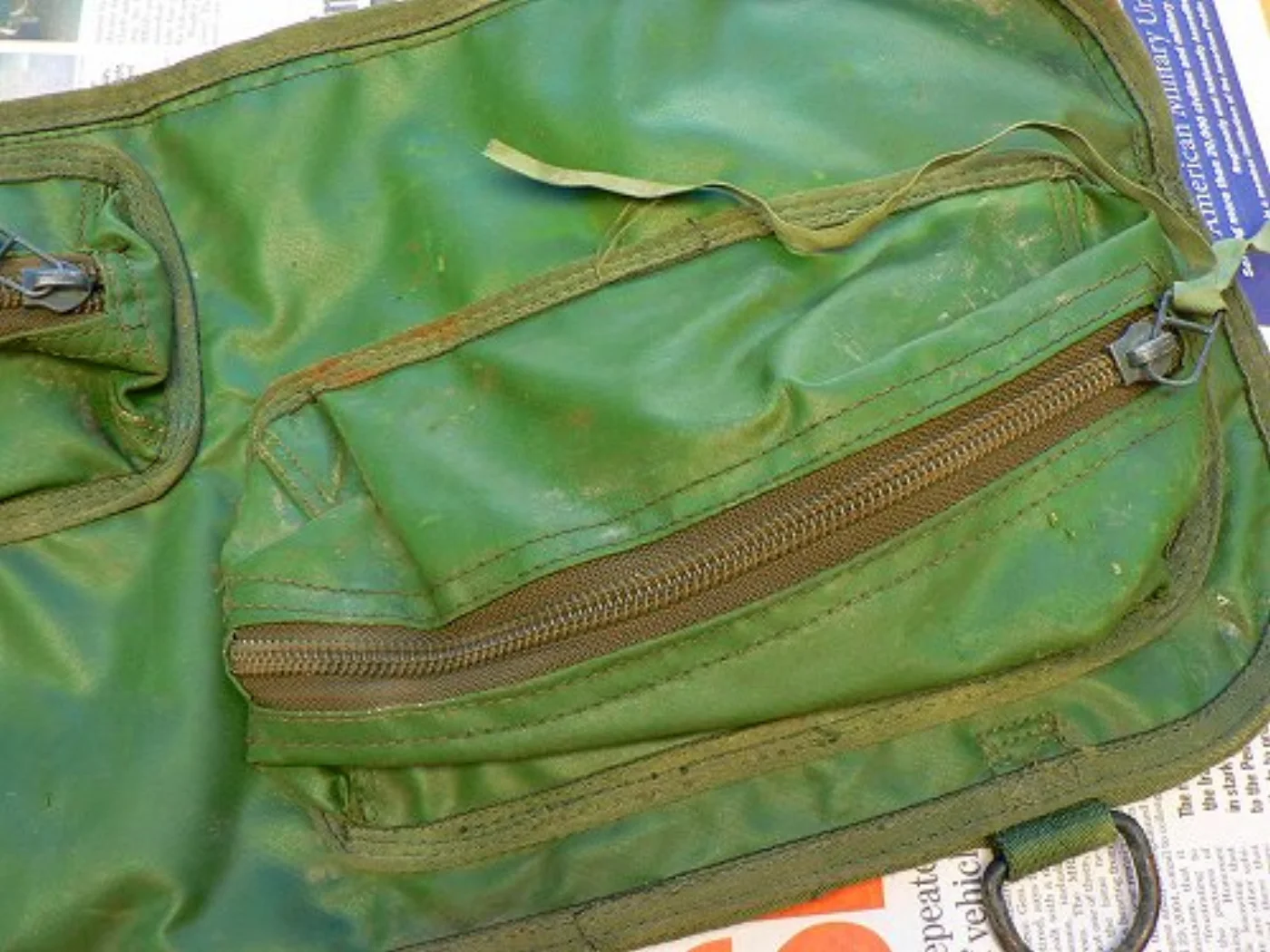 ミリタリーショップ 南国百貨店.COM|沖縄 ミニミ 銃ケース [F-340] - 米軍放出品・泥汚れあり 記録写真5