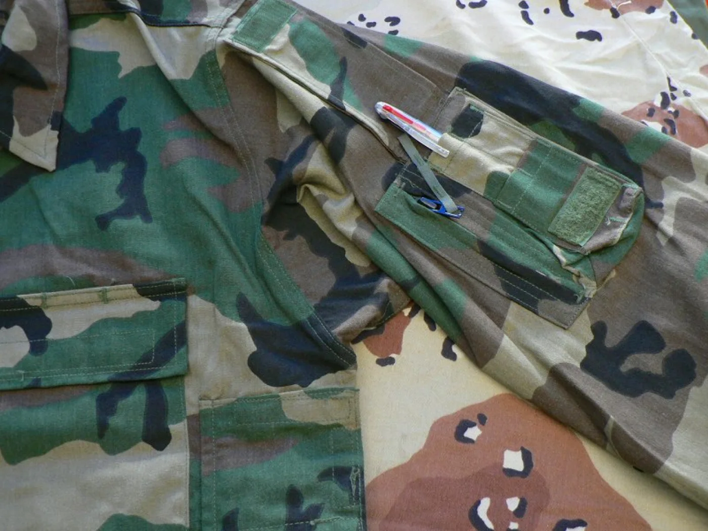 ミリタリーショップ 南国百貨店.COM|沖縄 ARMY コブラなどヘリクルー用戦闘服 難燃繊維 新品 上下セット M [ 記録写真6