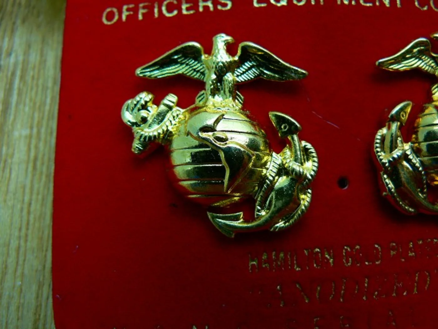 ミリタリーショップ 南国百貨店.COM|沖縄 米軍 徽章 USMC ２個１組 [X-001] - 米軍 徽章 USMC 記録写真5