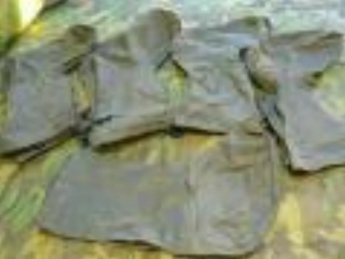 ミリタリーショップ 南国百貨店.COM|沖縄 ブーツカバー [B-362] - 米軍放出品・ブーツカバー・２足分＋スペア 記録写真1