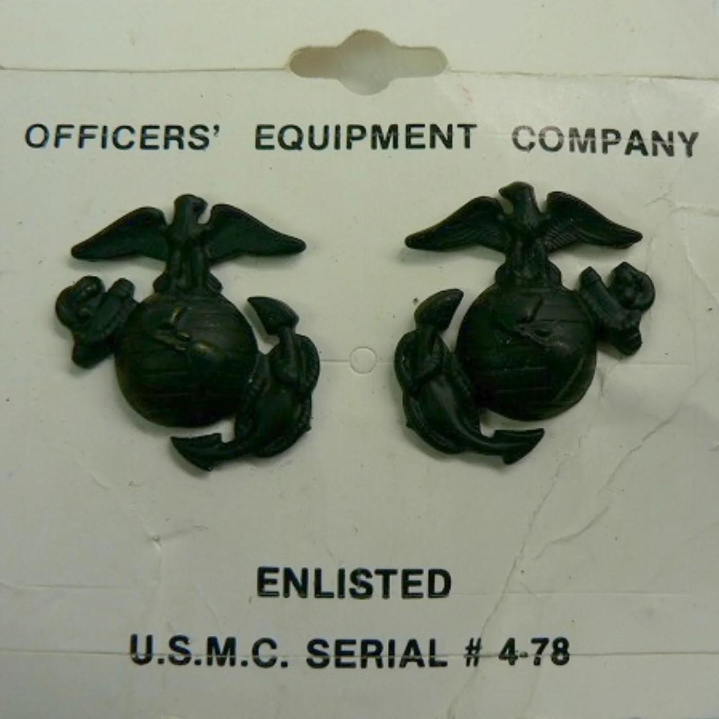ミリタリーショップ 南国百貨店.COM|沖縄 米軍 記章 USMC ２個１組 黒 [X-033] - 米軍 記章 USM 記録写真3