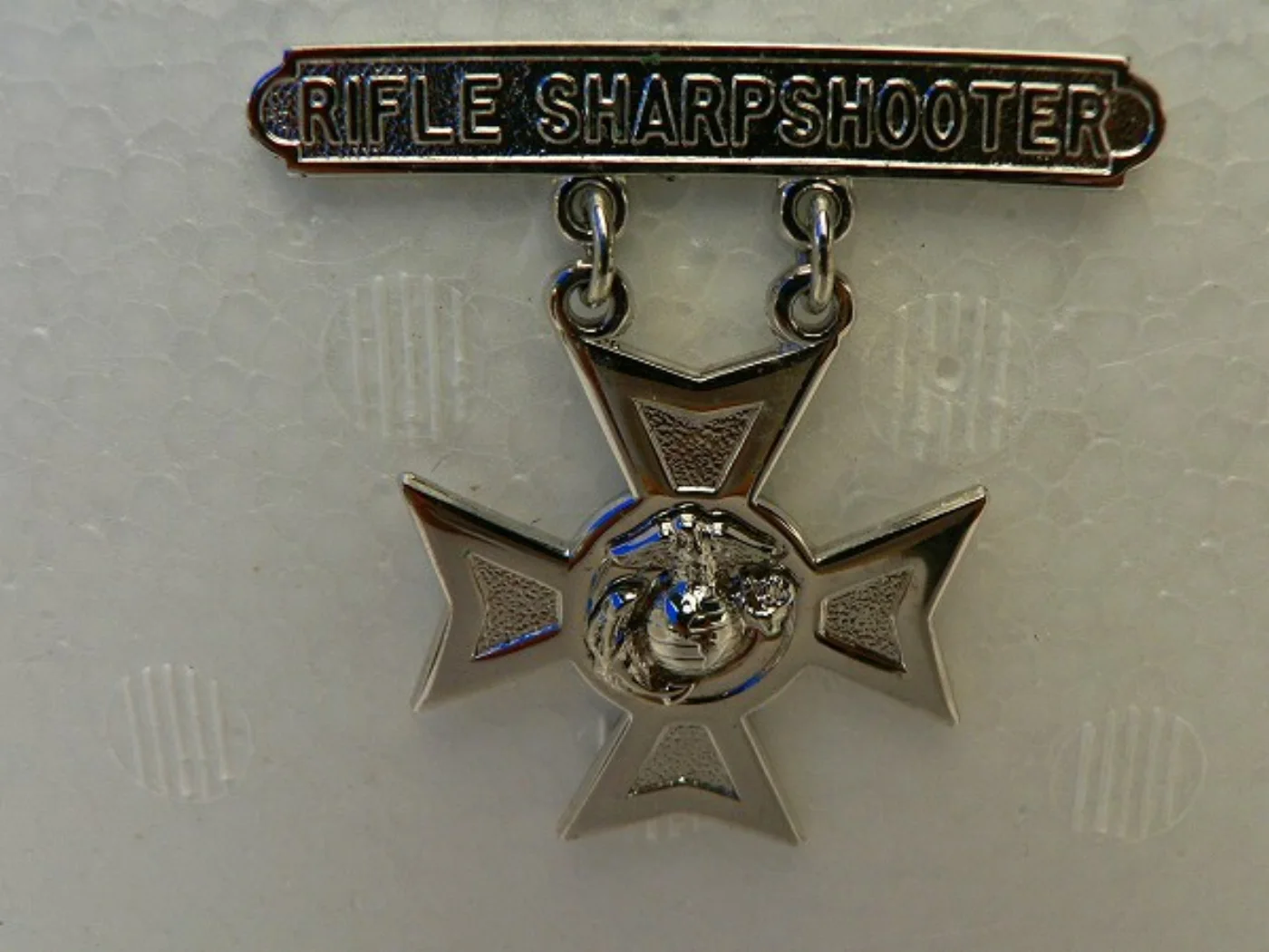 ミリタリーショップ 南国百貨店.COM|沖縄 米軍 記章 RIFLE SHARPSHOOTER [ZZ X-056] - 記録写真4