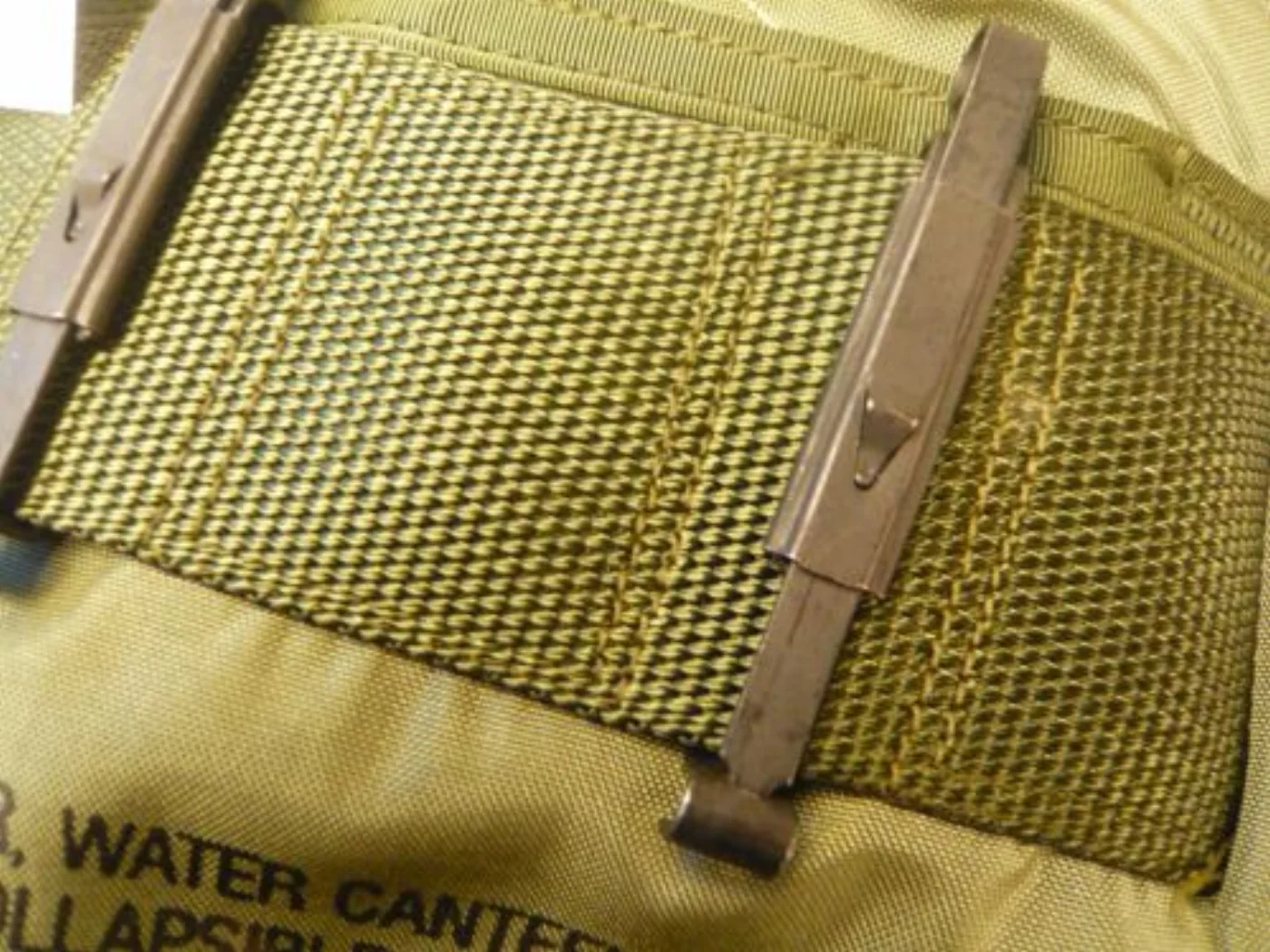 ミリタリーショップ 南国百貨店.COM|沖縄 ショルダーバック カメラバッグなどに便利 新品 [F-327] - 本来は 記録写真8