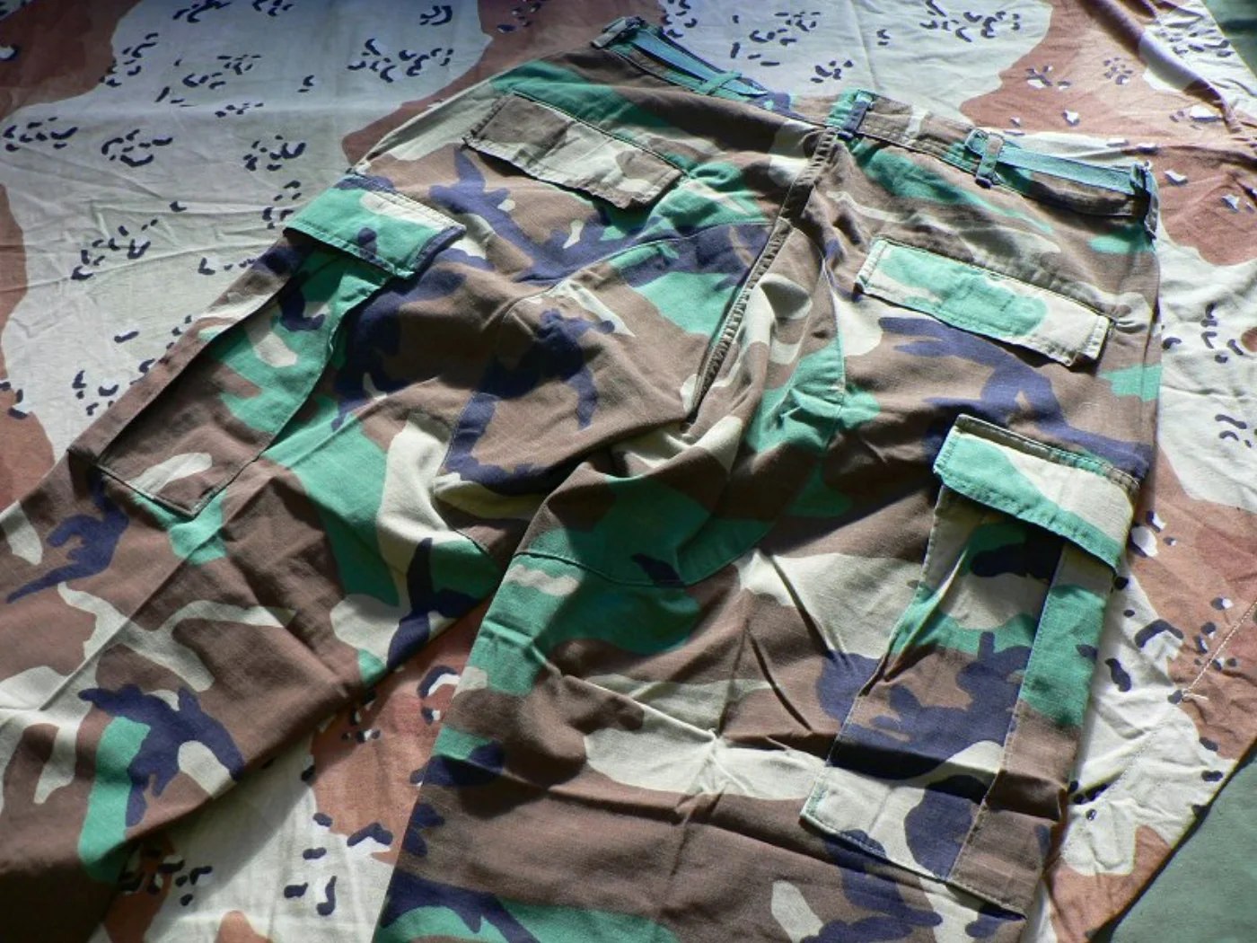 ミリタリーショップ 南国百貨店.COM|沖縄 迷彩服 上下セット -M- [Z Z-813] - 迷彩服 カモフラージュ 記録写真5