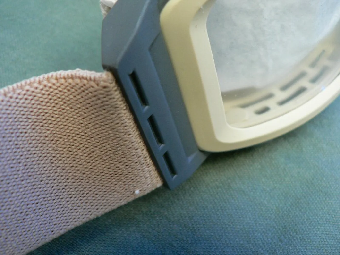 ミリタリーショップ 南国百貨店.COM|沖縄 ESS ゴーグル プロファイルNVG デザート 中古良品 [P-023] 記録写真8
