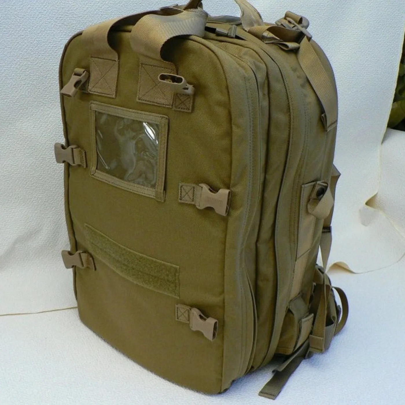 ミリタリーショップ 南国百貨店.COM|沖縄 BLACKHAWK! メディカルパック リュック コヨーテ 新品 [A-4 記録写真2