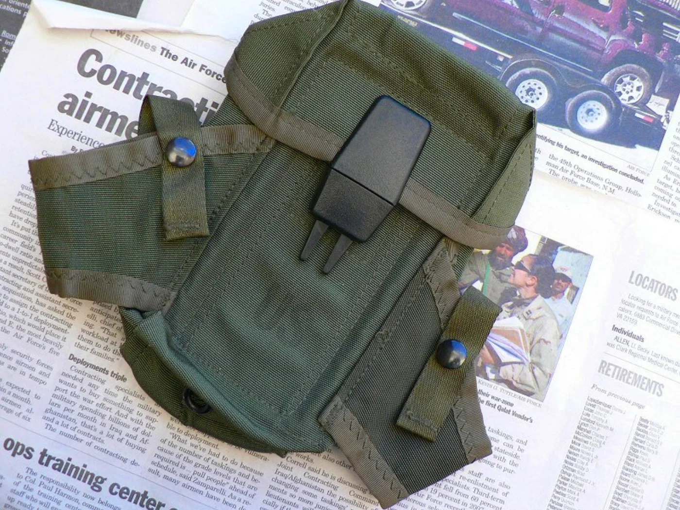 ミリタリーショップ 南国百貨店.COM|沖縄 マガジンポーチ [C-895] - マガジンポーチ米軍放出品※画像はサンプ 記録写真2