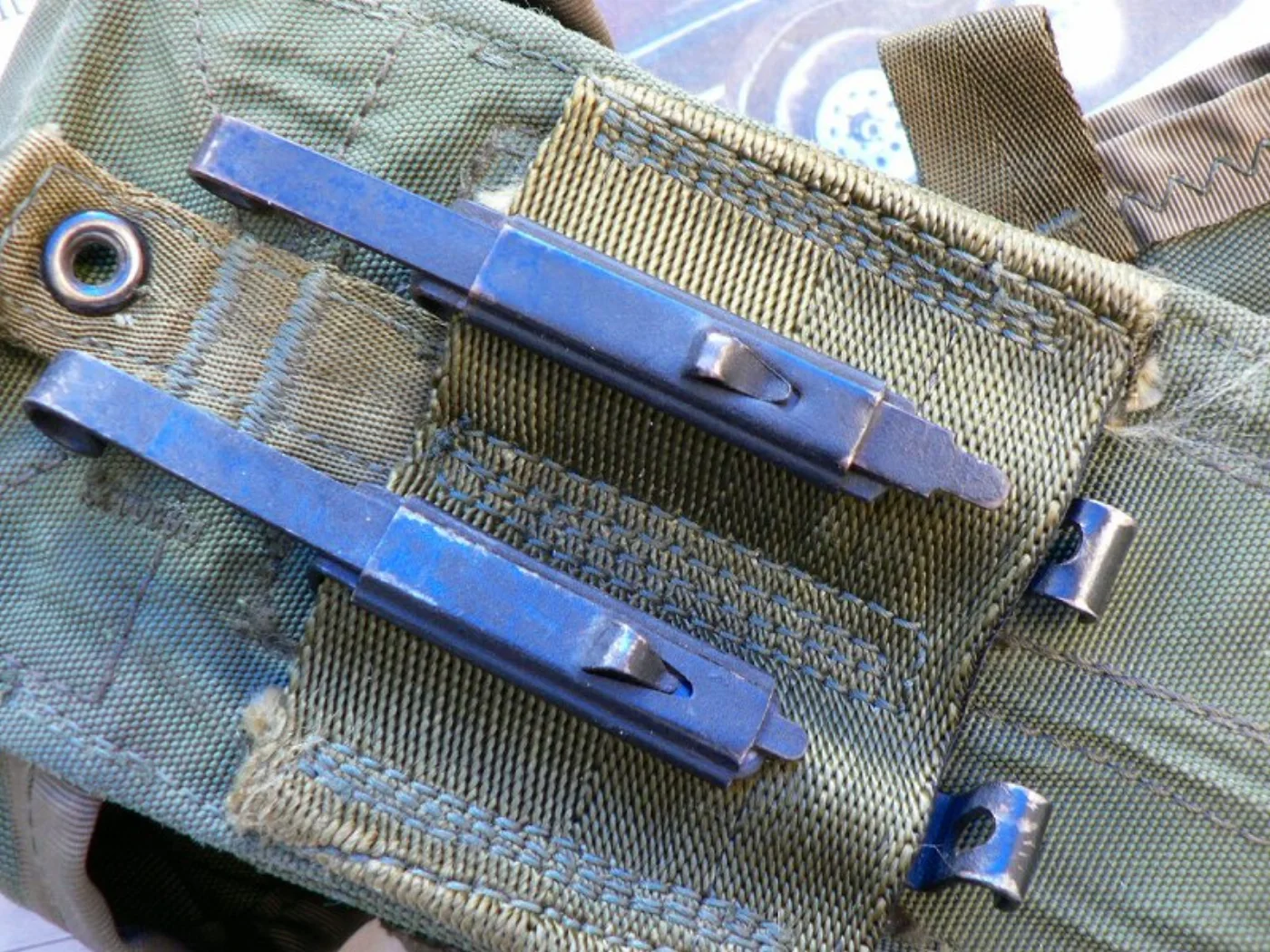 ミリタリーショップ 南国百貨店.COM|沖縄 マガジンポーチ [C-896] - マガジンポーチ米軍放出品※画像はサンプ 記録写真4