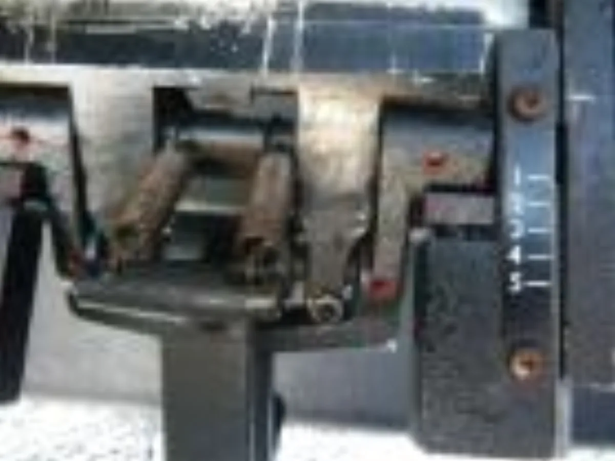 ミリタリーショップ 南国百貨店.COM|沖縄 ドッグタグマシン 米軍実物 希少品 [DOG-002] - 米軍放出品のド 記録写真2