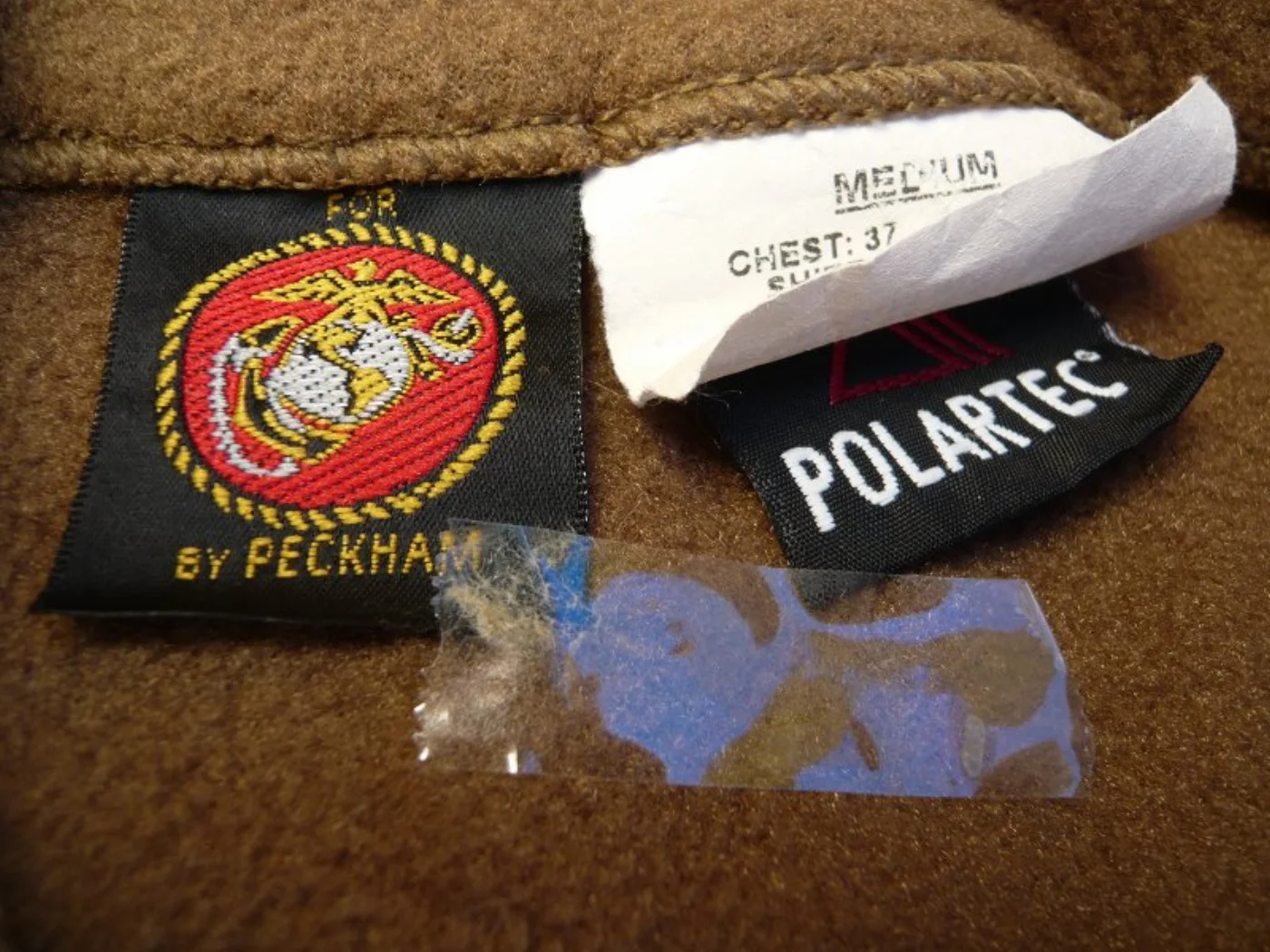 ミリタリーショップ 南国百貨店.COM|沖縄 ポーラテックフリース USMC コヨーテ M ワケあり品 [H-221] 記録写真6