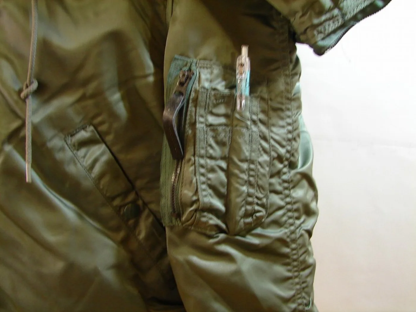 ミリタリーショップ 南国百貨店.COM|沖縄 N-2B PARKA フライトジャケット デッドストック SMALL [Q 記録写真4