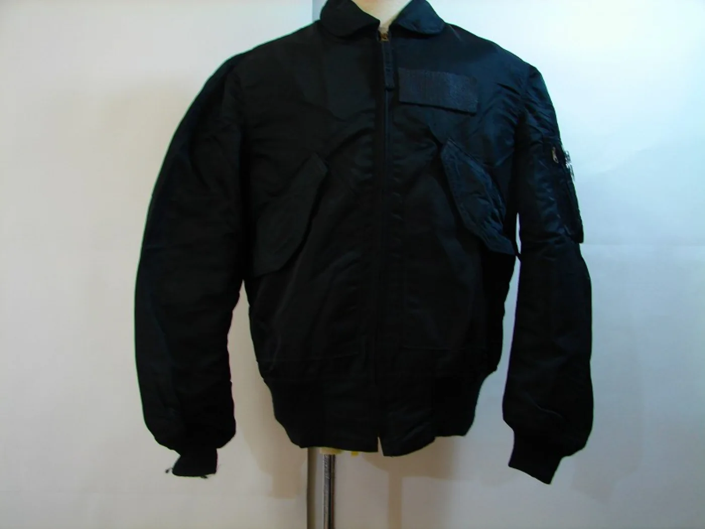 ミリタリーショップ 南国百貨店.COM|沖縄 CWU-36/P 黒 ALPHA社 民生品 -S- 極上品 [Q-121] 記録写真6