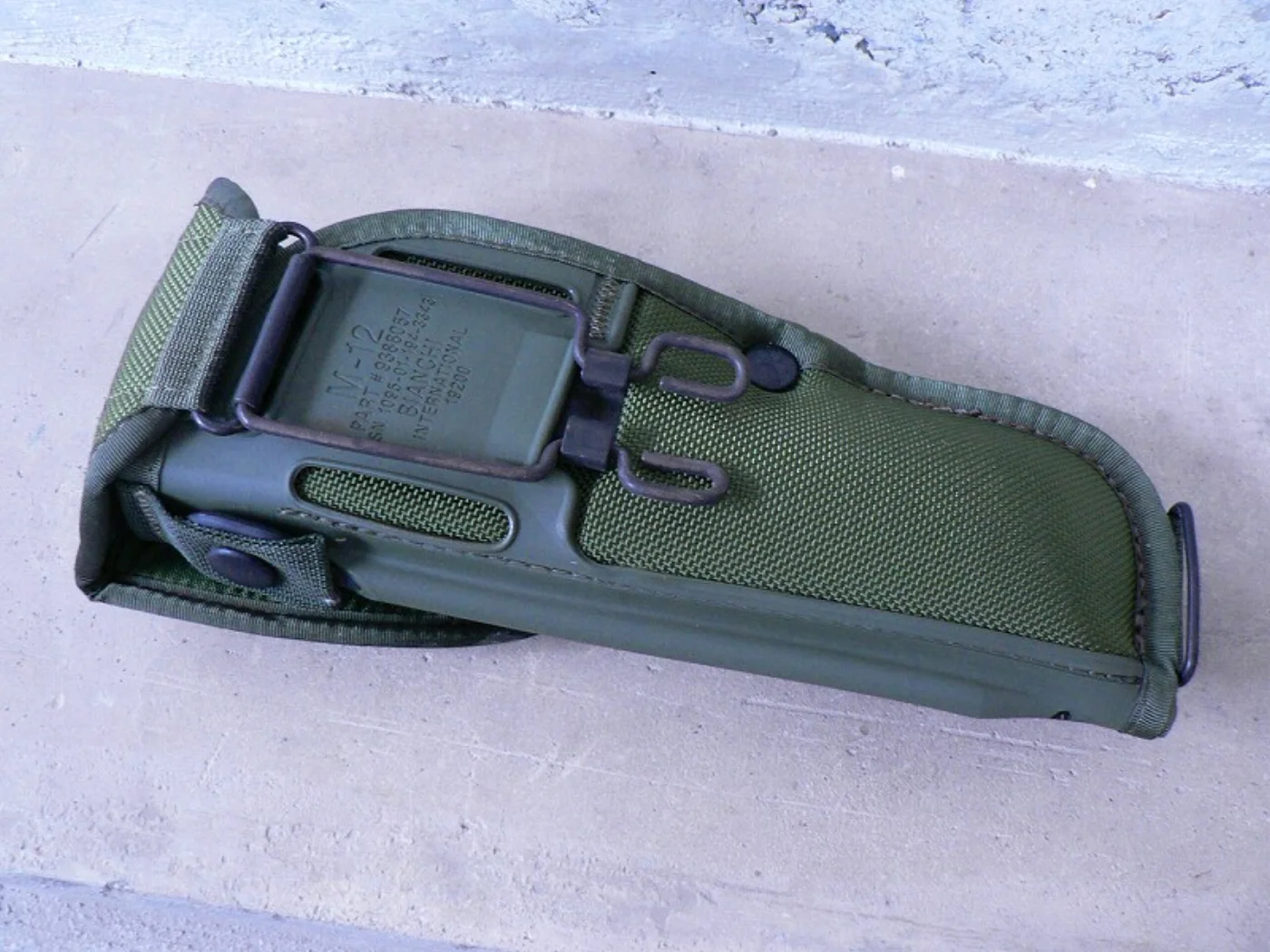 ミリタリーショップ 南国百貨店.COM|沖縄 BIANCHI HOLSTER ホルスター 新品・デッドストック ダーツケ 記録写真2