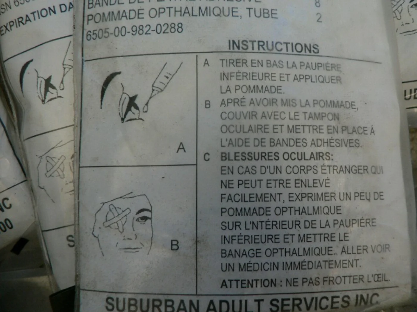 ミリタリーショップ 南国百貨店.COM|沖縄 大きな FIRST AID KIT 中味入り [B-710] - 大きな 記録写真8