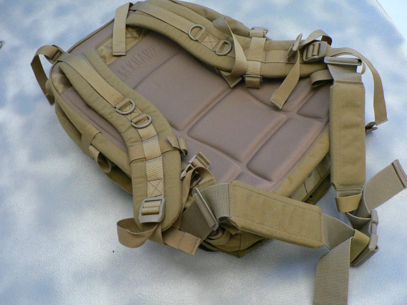 ミリタリーショップ 南国百貨店.COM|沖縄 BLACKHAWK! メディカルパック リュック コヨーテ 極上品 [F- 記録写真3