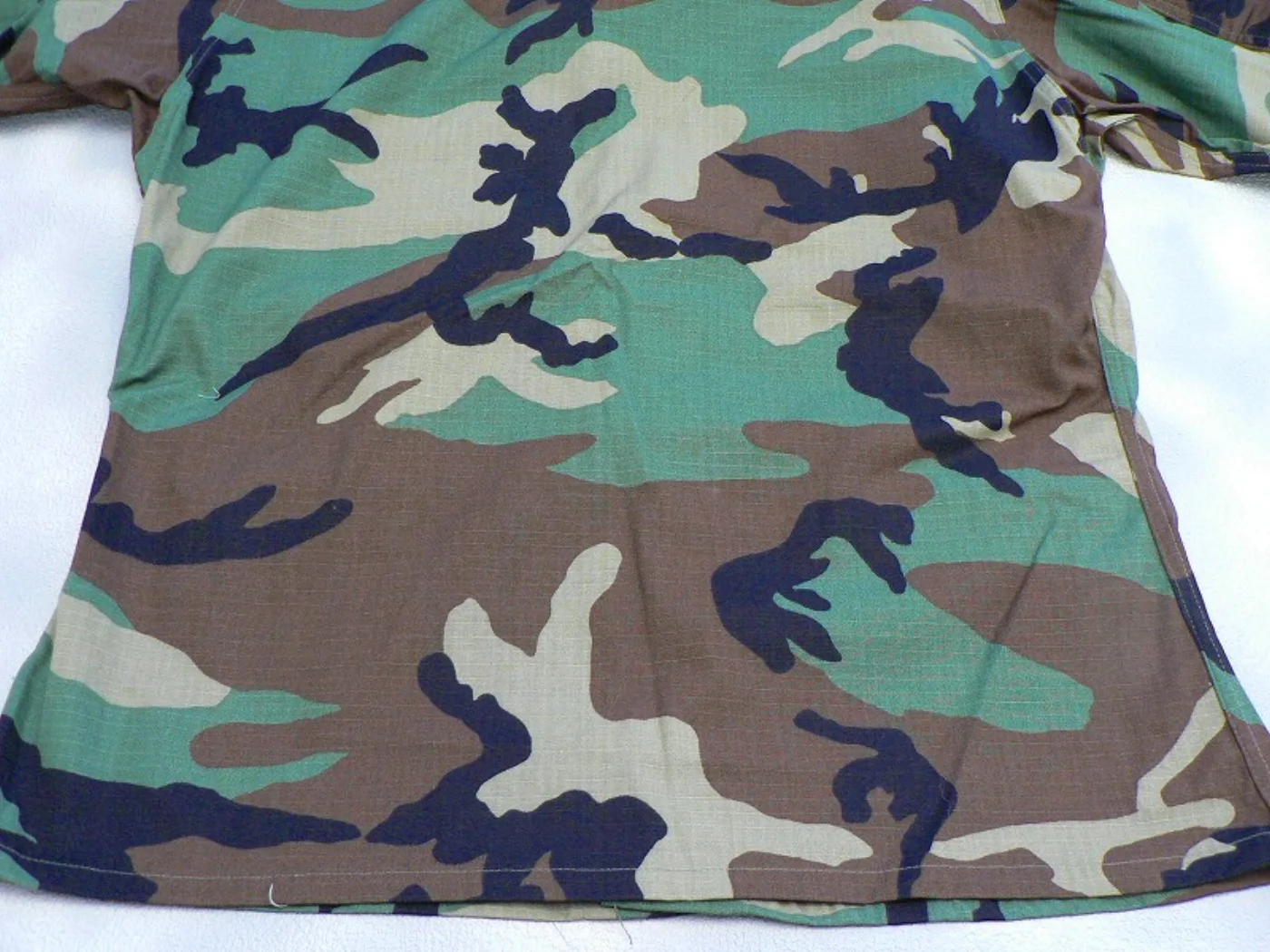 ミリタリーショップ 南国百貨店.COM|沖縄 迷彩服 ジャケット M-S 新品 米軍放出品 [Z Z-957] - 迷彩 記録写真7