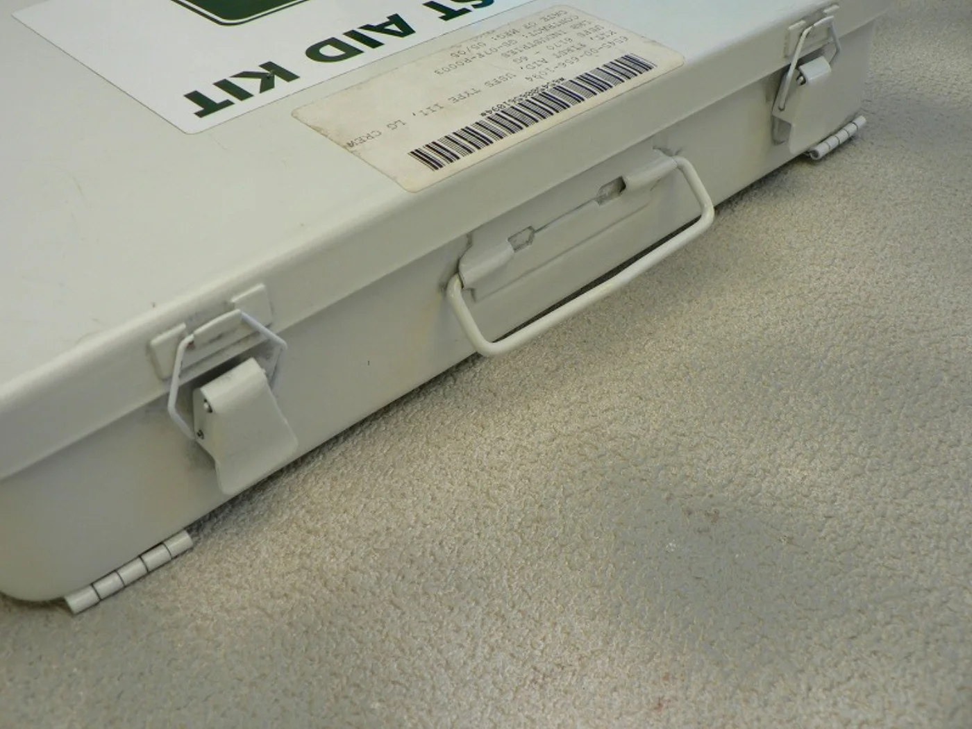 ミリタリーショップ 南国百貨店.COM|沖縄 FIRST AID KIT 中味入り 極上品 [B-719] - FIRS 記録写真5