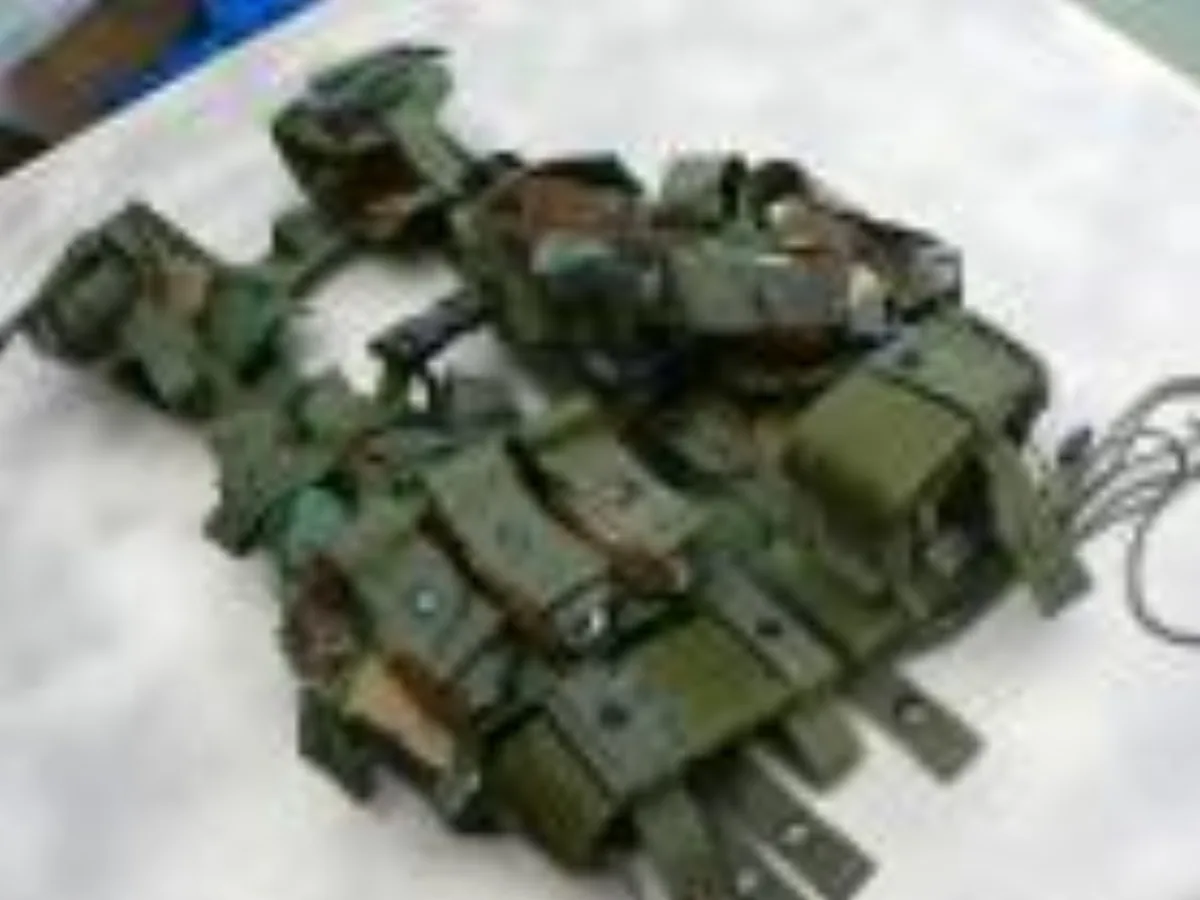 ミリタリーショップ 南国百貨店.COM|沖縄 VEST GRENADE CARRIER 40MM 新品セット [L-18 記録写真1