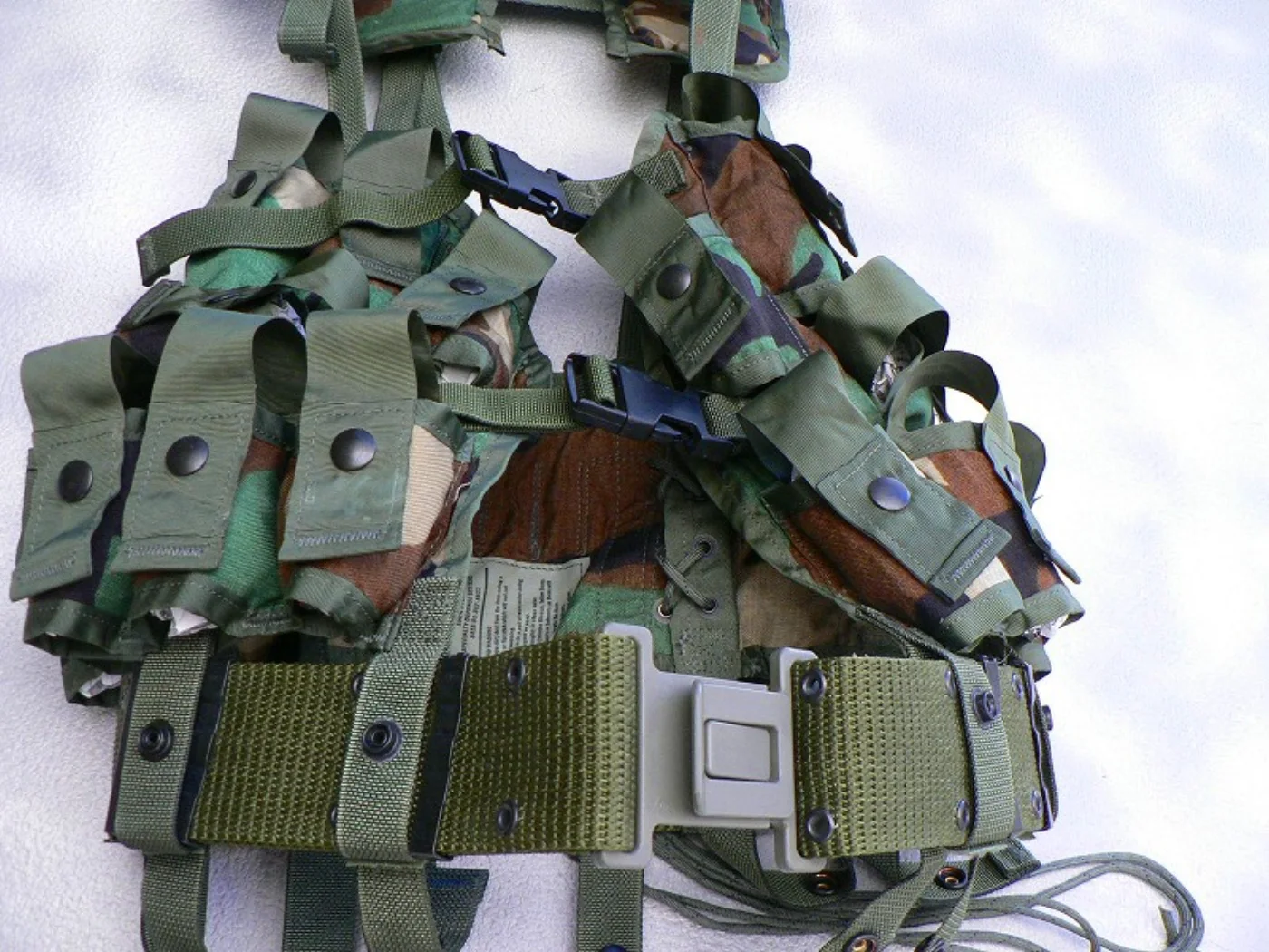 ミリタリーショップ 南国百貨店.COM|沖縄 VEST GRENADE CARRIER 40MM 新品セット [L-18 記録写真3