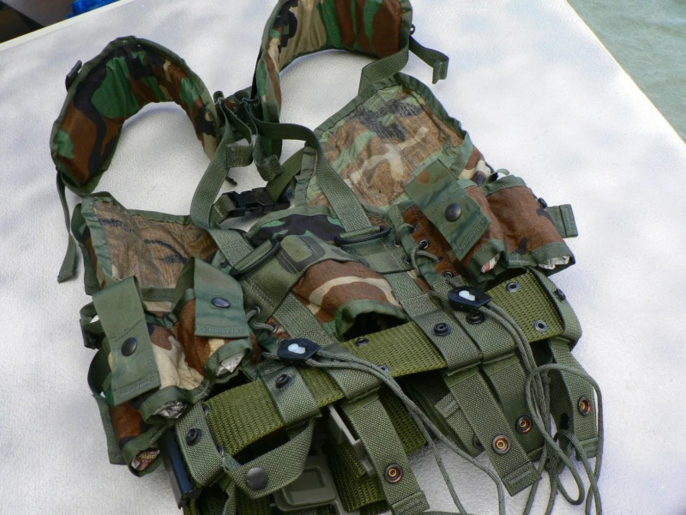 ミリタリーショップ 南国百貨店.COM|沖縄 VEST GRENADE CARRIER 40MM 新品セット [L-18 記録写真4