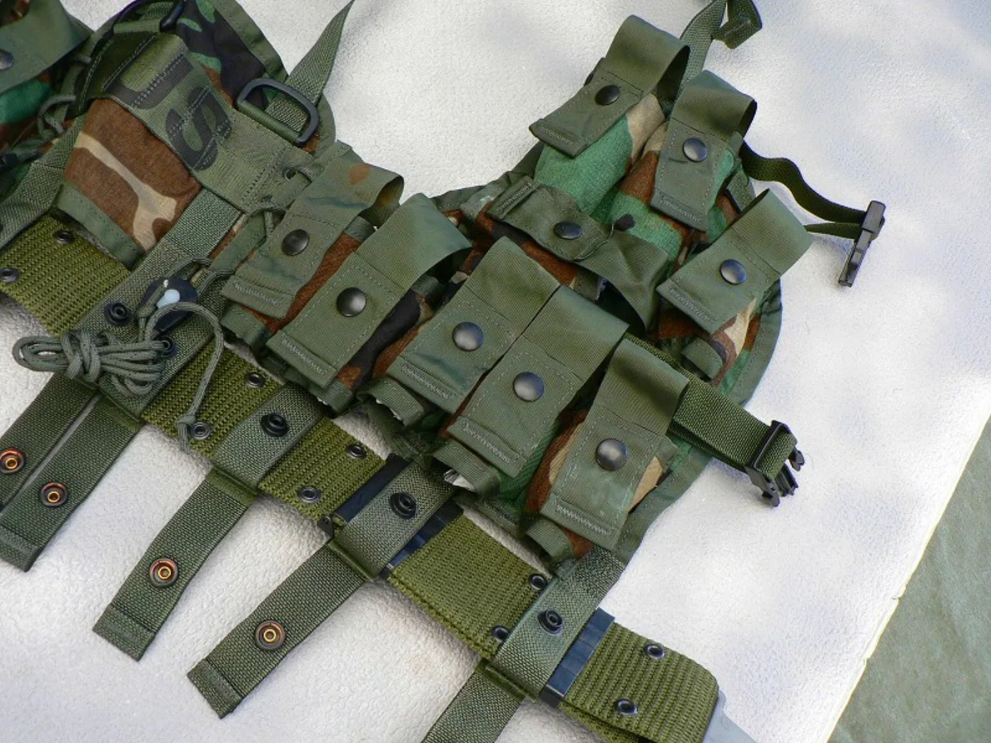 ミリタリーショップ 南国百貨店.COM|沖縄 VEST GRENADE CARRIER 40MM 新品セット [L-18 記録写真8