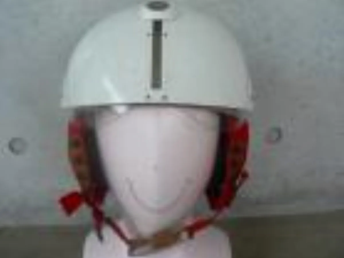 ミリタリーショップ 南国百貨店.COM|沖縄 （本日の特価品）HELMET FLYERS パイロット用ヘルメット -L- 記録写真3