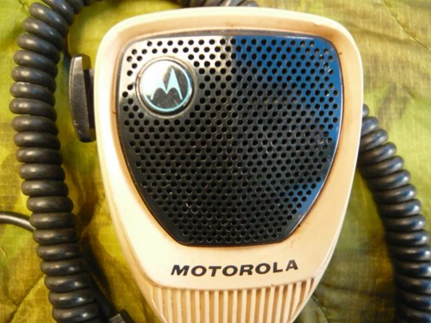 ミリタリーショップ 南国百貨店.COM|沖縄 MOTOROLA 軍用無線機 ハンディマイク [C-567] - 米軍放出 記録写真4
