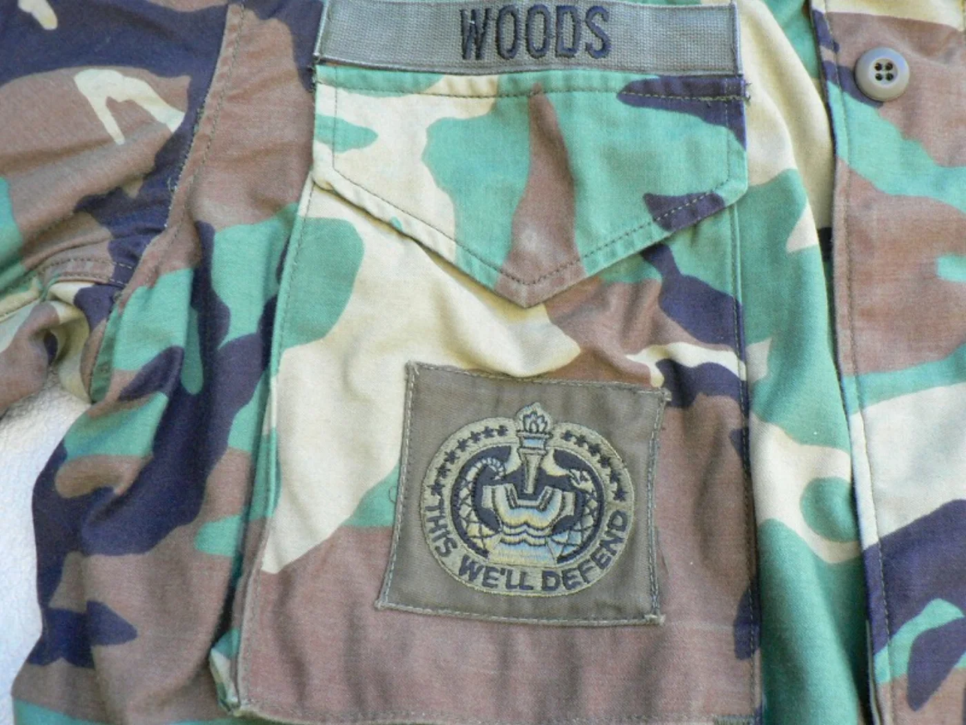 ミリタリーショップ 南国百貨店.COM|沖縄 U.S.ARMY M-65ジャケット M-R [G-716] - U.S. 記録写真6