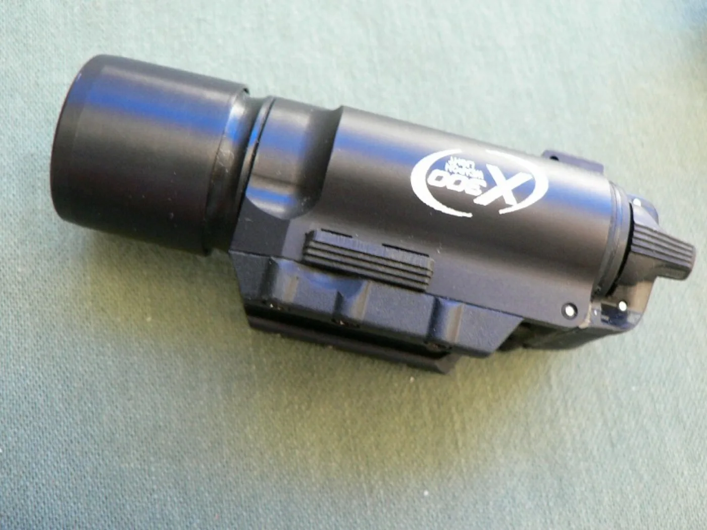 ミリタリーショップ 南国百貨店.COM|沖縄 SUREFIRE社製 X300 タクティカル ガンライト [D-1245] 記録写真6
