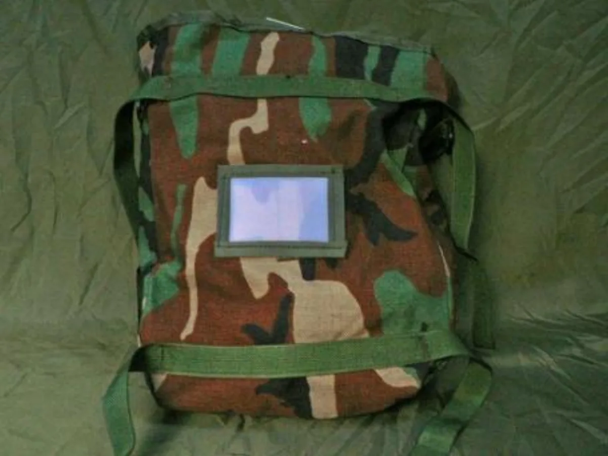 ミリタリーショップ 南国百貨店.COM|沖縄 MOLLE II POUCH RADIO [F-240] - MOLLE 記録写真1