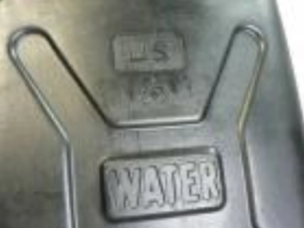 ミリタリーショップ 南国百貨店.COM|沖縄 WATER 水管 プラスチック OD 極上 [OD-TANK] - WAT 記録写真2