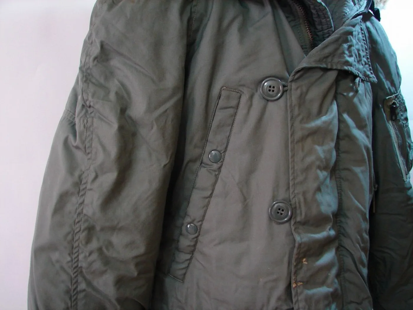 ミリタリーショップ 南国百貨店.COM|沖縄 N-3B JACKET コヨーテフード DSA100-69 デッドストック 記録写真6