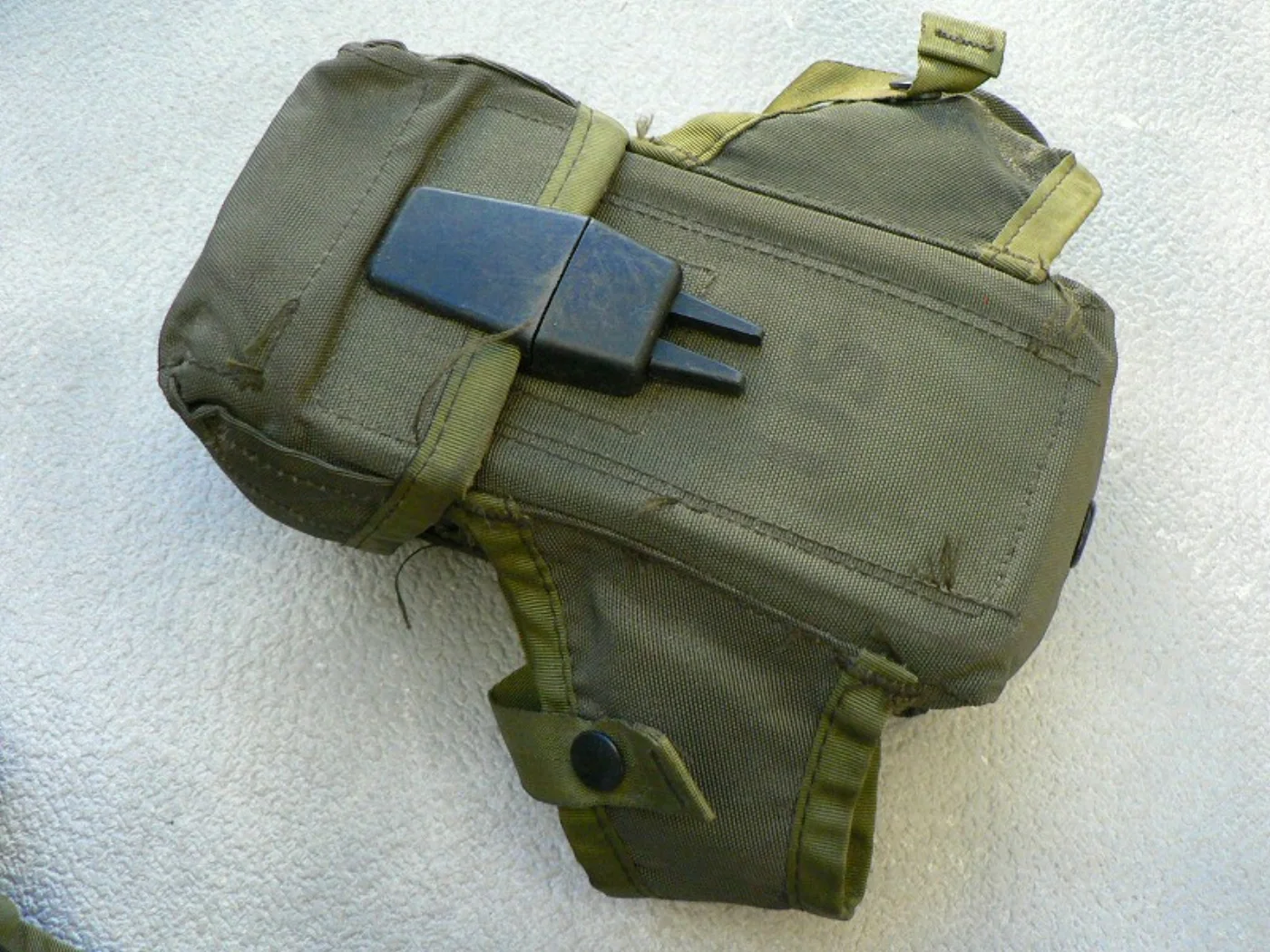 ミリタリーショップ 南国百貨店.COM|沖縄 M16マガジンポーチ 30連用 [D-1256] - M16マガジンポーチ 記録写真3