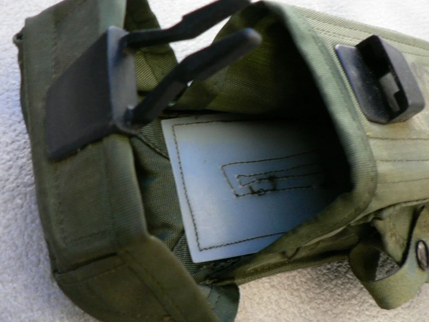 ミリタリーショップ 南国百貨店.COM|沖縄 M16マガジンポーチ 30連用 [D-1256] - M16マガジンポーチ 記録写真6
