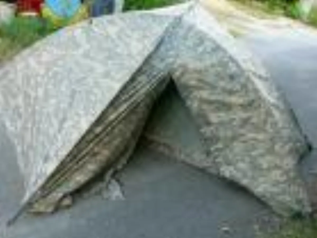 ミリタリーショップ 南国百貨店.COM|沖縄 ARMY ACU コンバットテント 新品 米軍実物 [ACU-TENT] 記録写真1