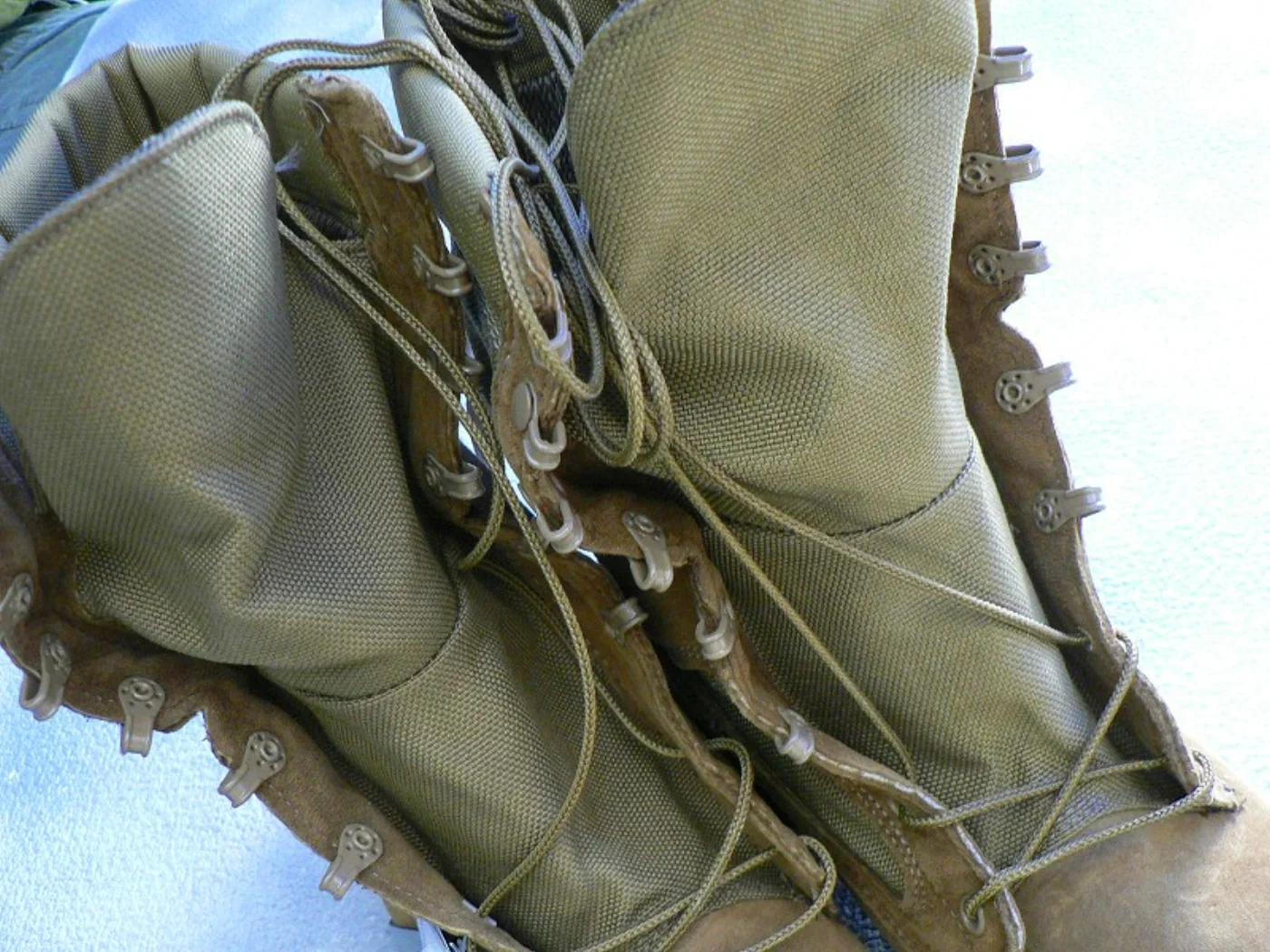 ミリタリーショップ 南国百貨店.COM|沖縄 ゴアテックス デザートブーツ BATES 12.5R GORE-TEX 新 記録写真5