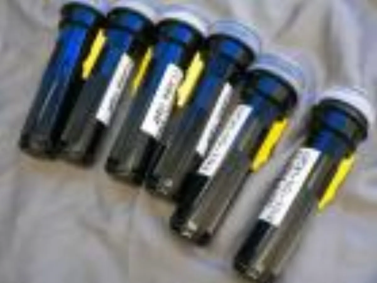 ミリタリーショップ 南国百貨店.COM|沖縄 米軍基地内用ライト FLASHLIGHT ELEC HAND １個 [D- 記録写真1