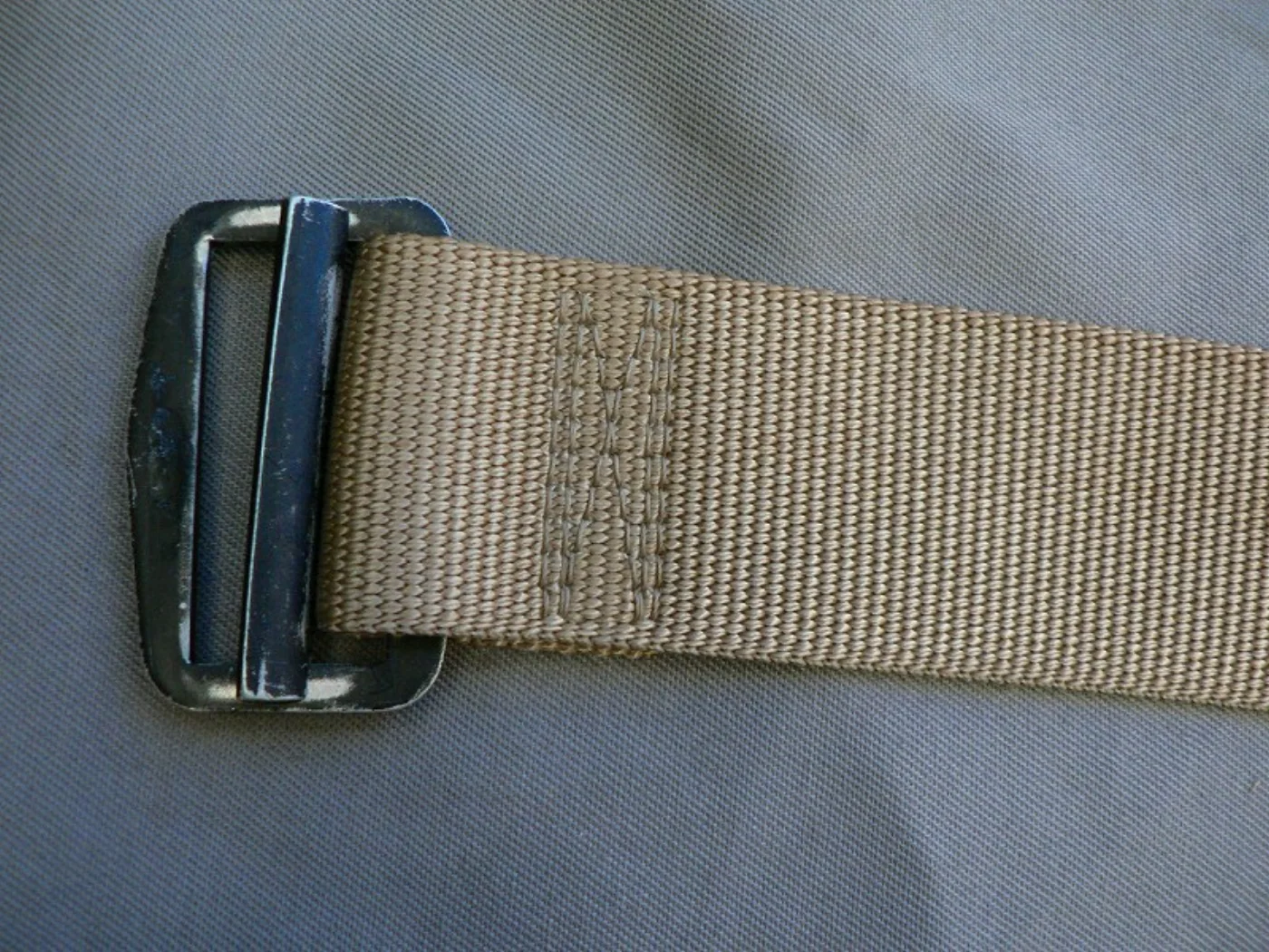 ミリタリーショップ 南国百貨店.COM|沖縄 米軍官給品 BDU ベルト TAN M 105cm [Z E-943] - 記録写真3