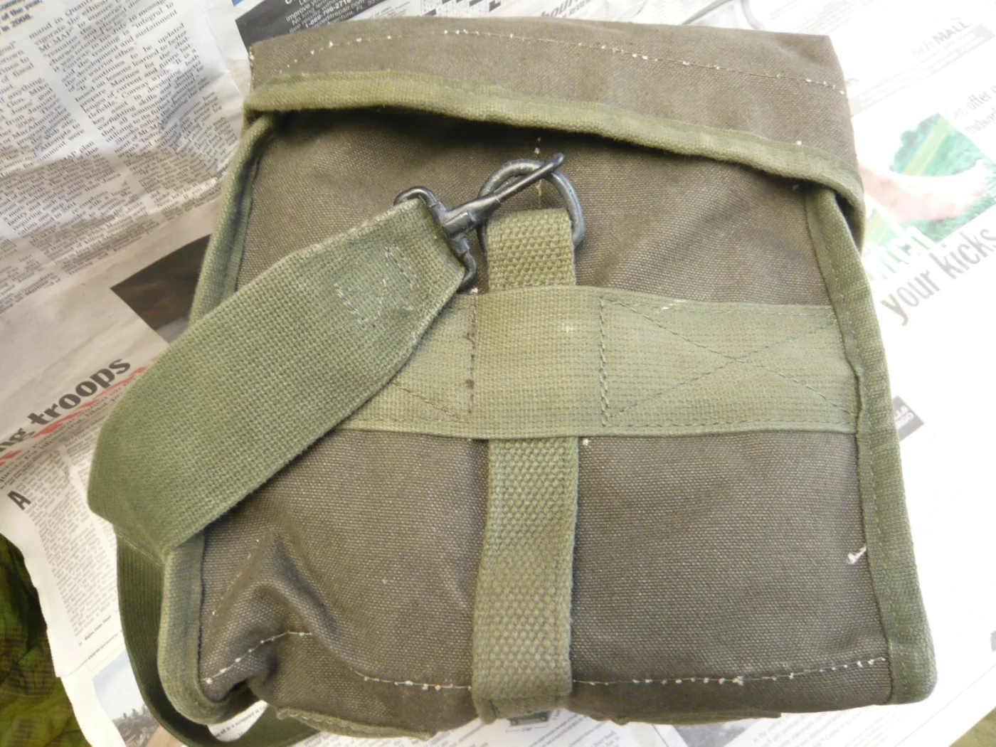 ミリタリーショップ 南国百貨店.COM|沖縄 四角いショルダーバッグ [A-293] - 四角いショルダーバッグ米軍放出 記録写真7