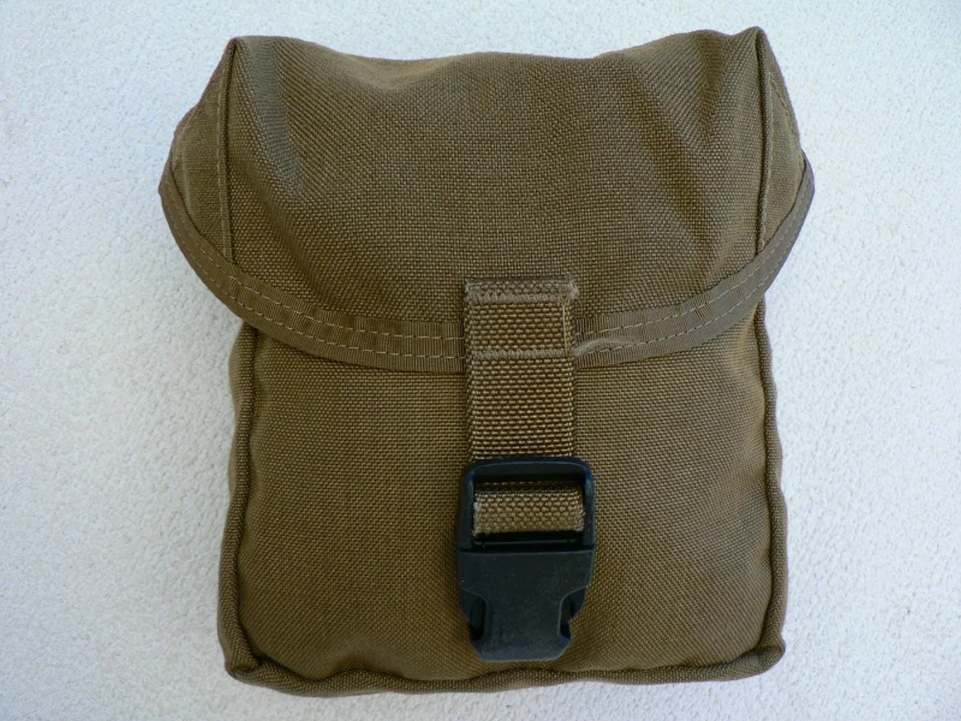 ミリタリーショップ 南国百貨店.COM|沖縄 TRAUMA KIT + USMCコヨーテメディカルポーチのセット [Z 記録写真4